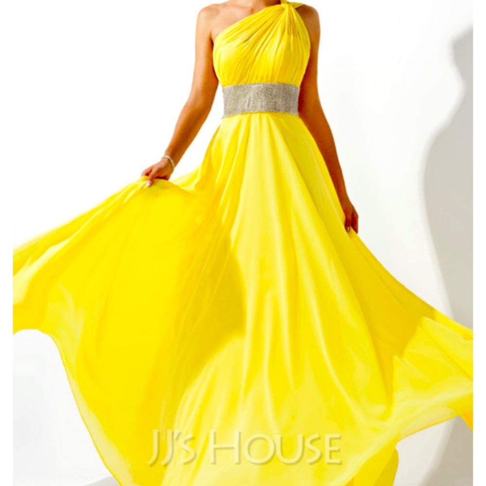 Beautiful WATERMELON colored Evening Dress (not yellow as pictured)